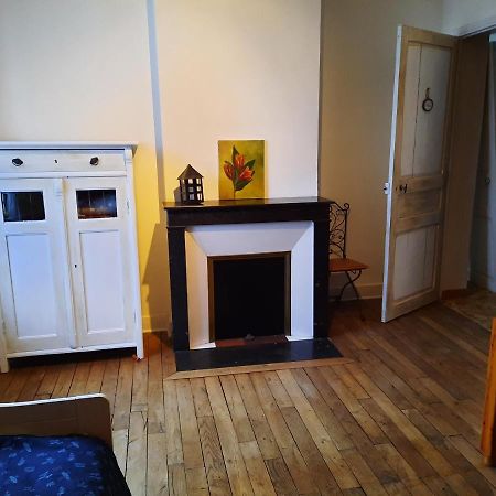 Joli Appartement Meuble Paray-le-Monial Exteriör bild