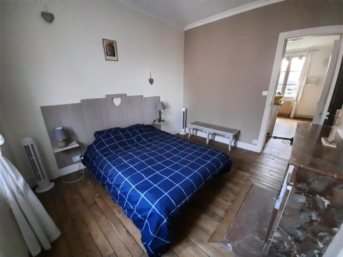 Joli Appartement Meuble Paray-le-Monial Exteriör bild