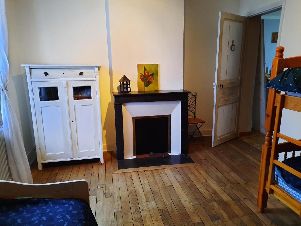 Joli Appartement Meuble Paray-le-Monial Exteriör bild
